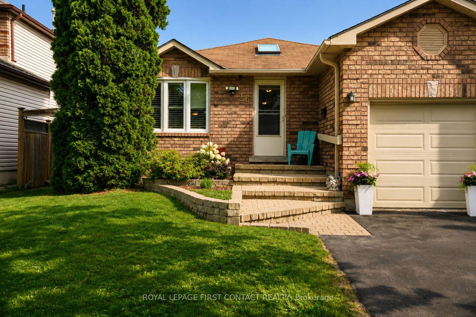Photo 3 of 46 Jones Drive, Barrie, Grove East — HOMEH