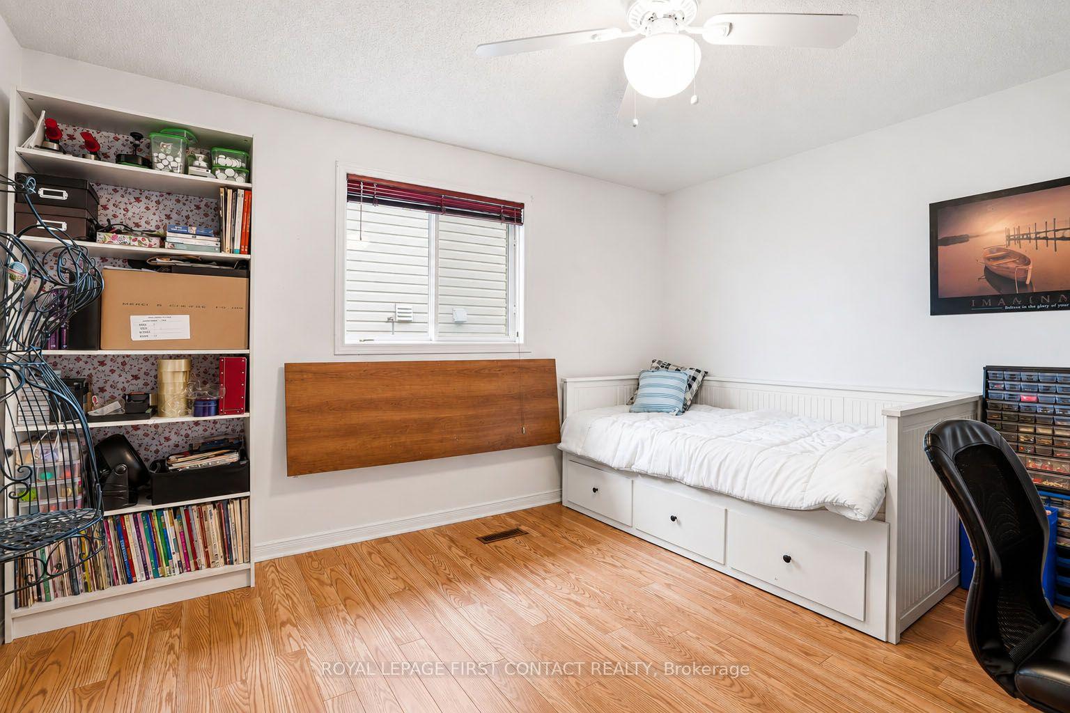 Photo 18 of 46 Jones Drive, Barrie, Grove East — HOMEH