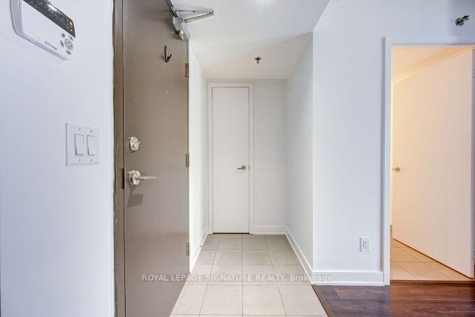 Photo 9 of Unit 201, 11 Superior Avenue, Etobicoke, Mimico — HOMEH