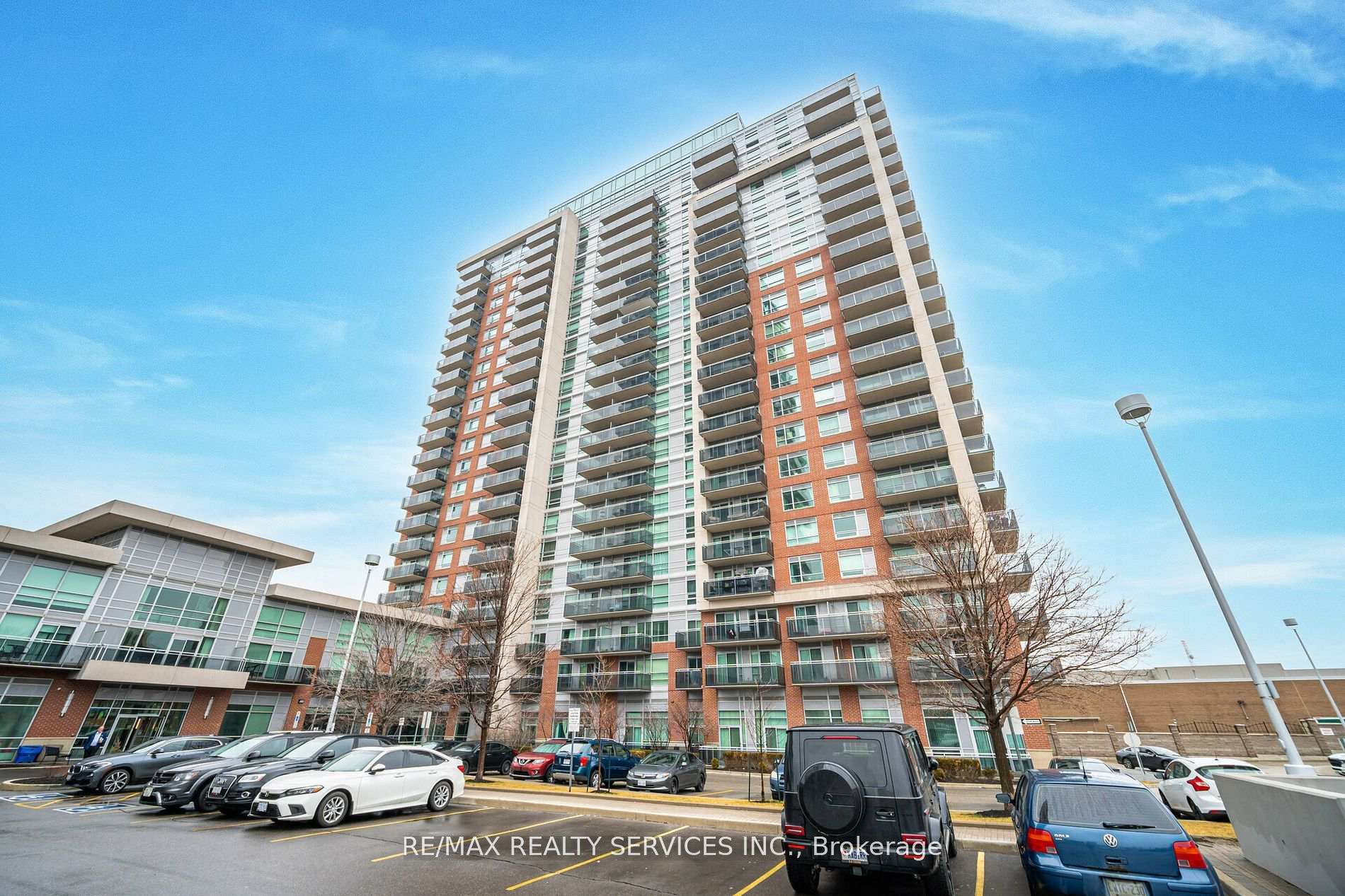 Photo of Unit 2009, 215 Queen Street E