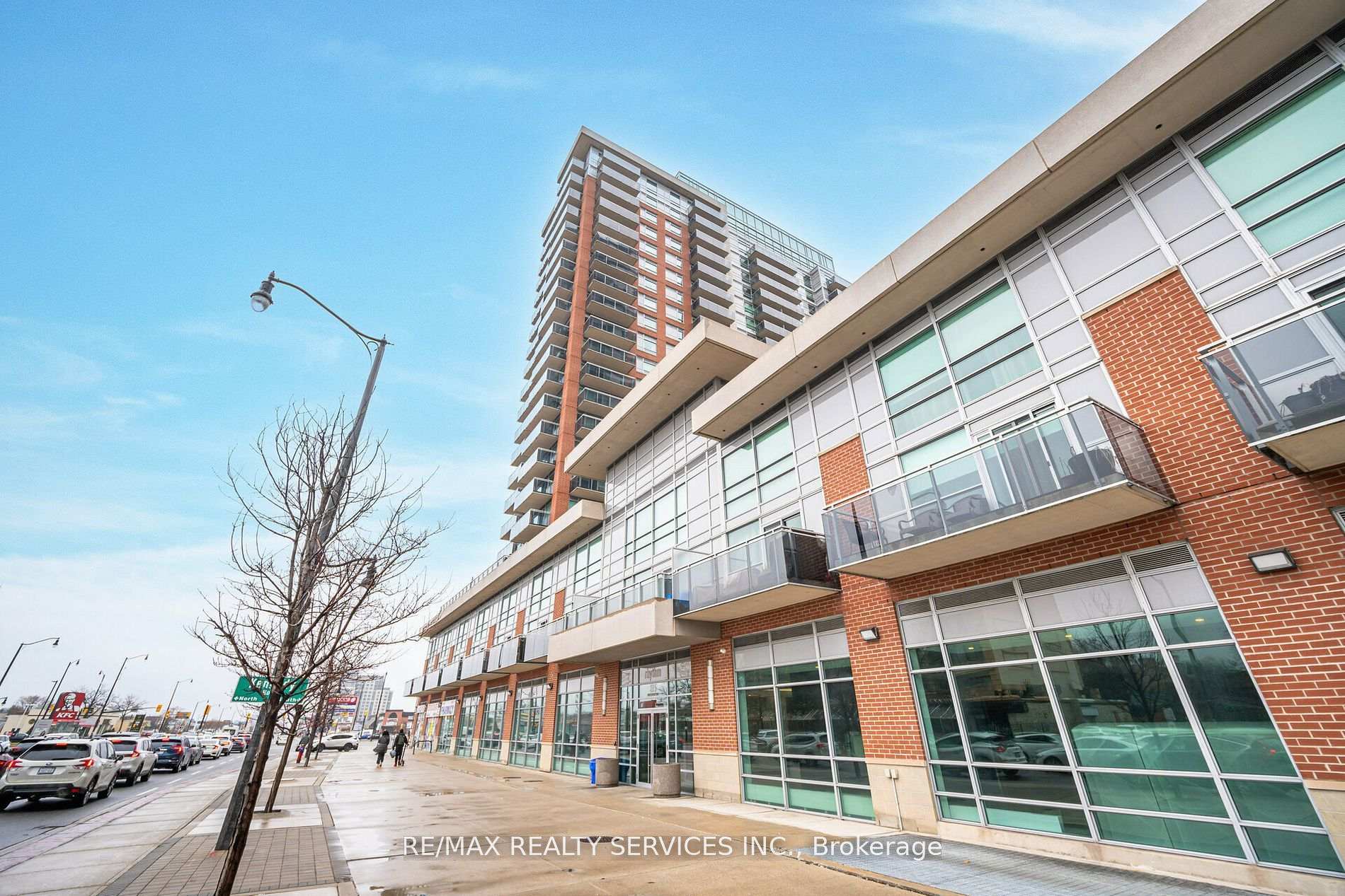 Photo 2 of Unit 2009, 215 Queen Street E, Brampton, Queen Street Corridor — HOMEH