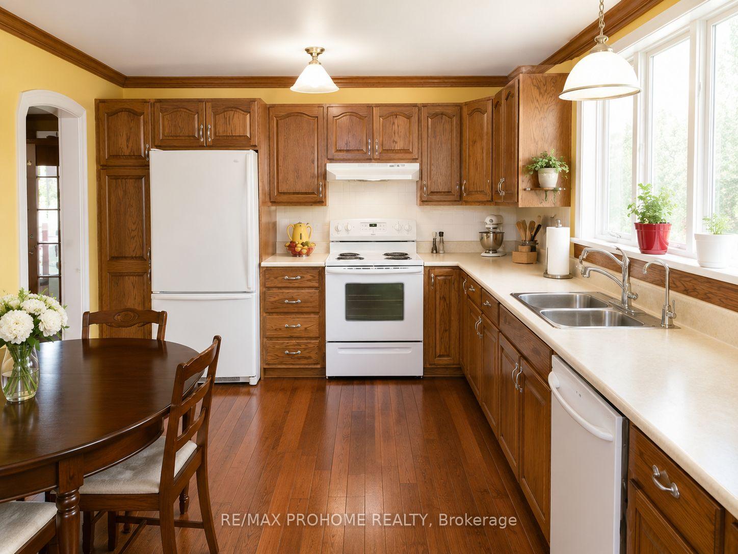 Photo 10 of 3869 7th Line, Innisfil, Rural Innisfil — HOMEH