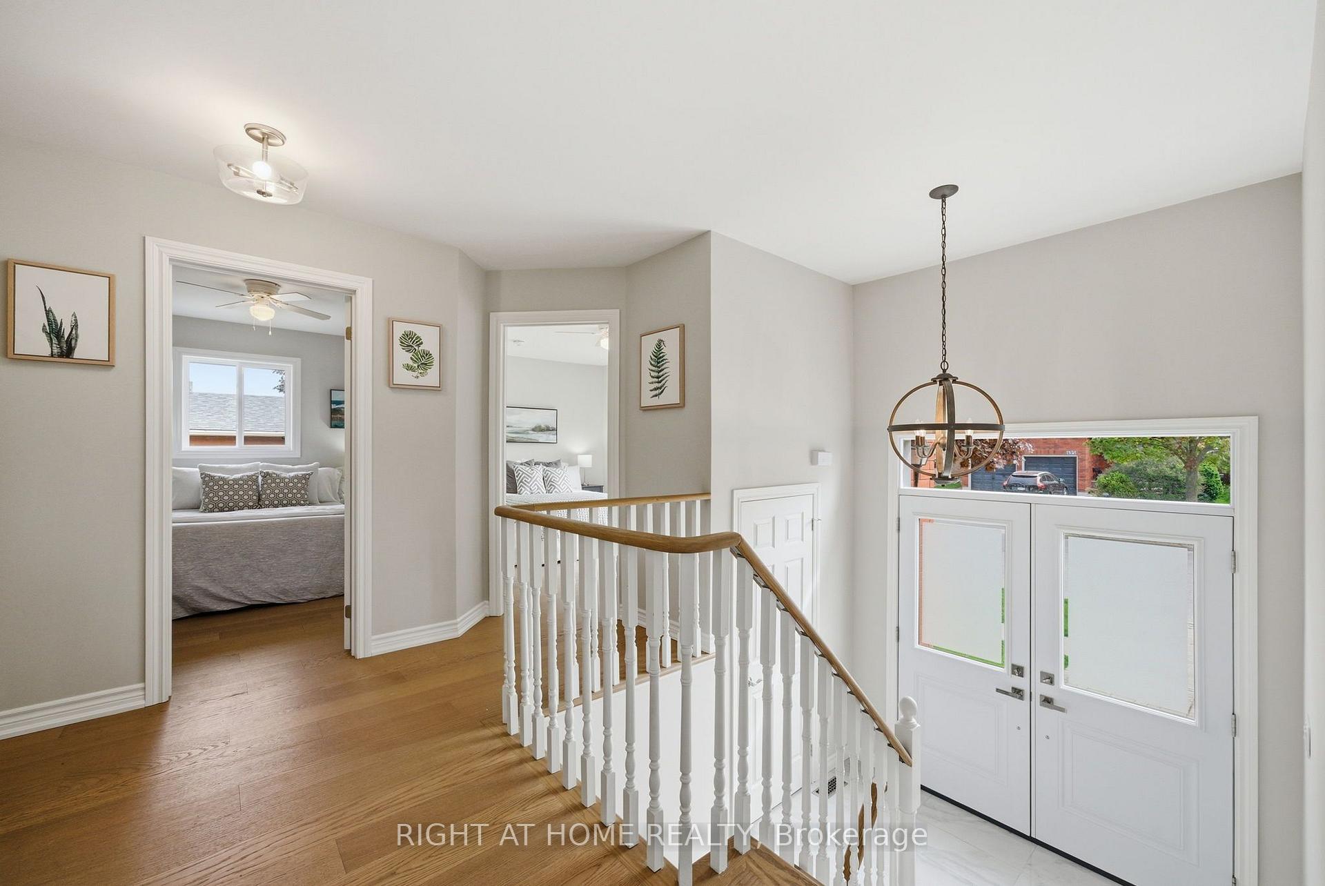Photo 2 of 446 Stonegate Avenue, Oshawa, Samac — HOMEH