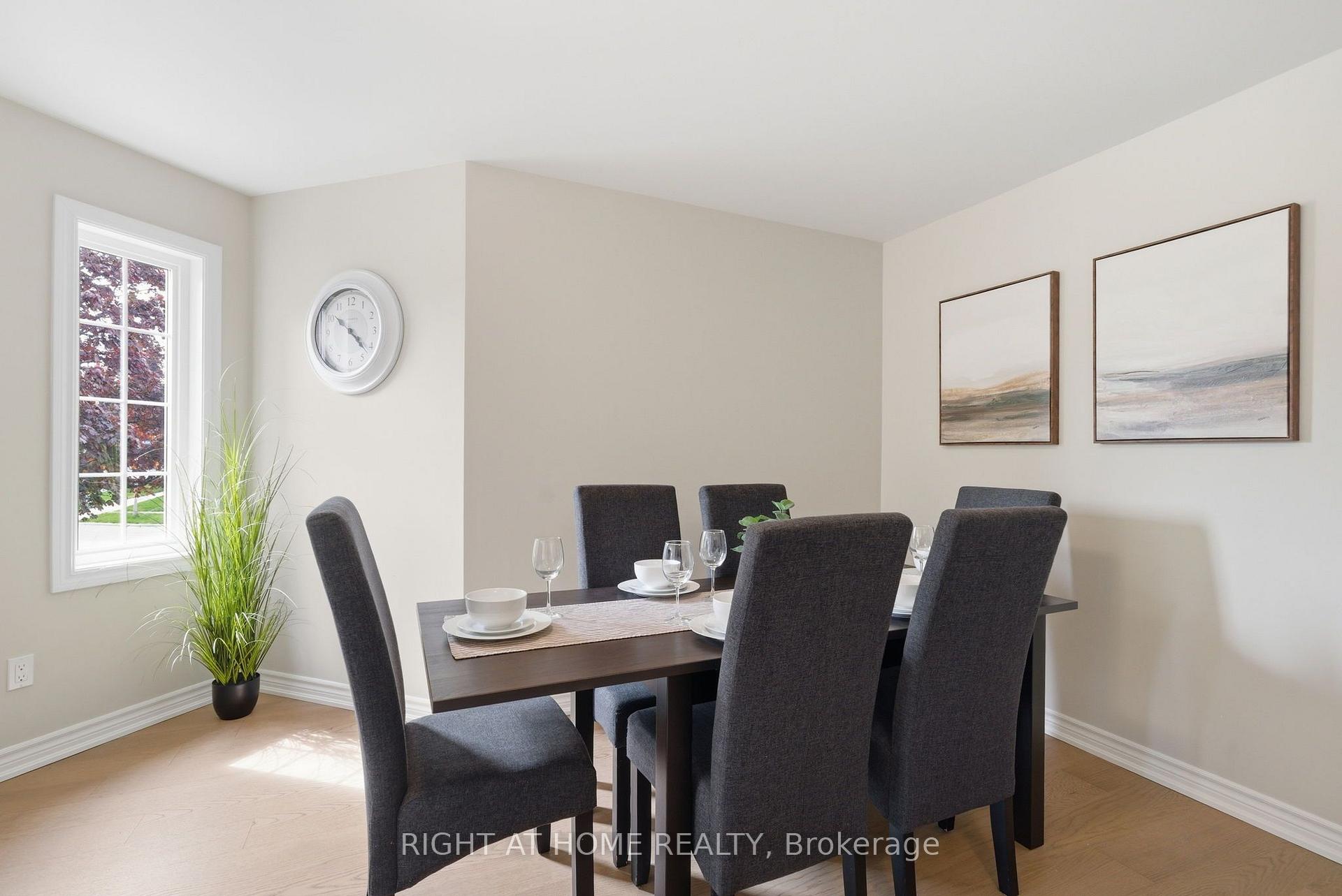 Photo 9 of 446 Stonegate Avenue, Oshawa, Samac — HOMEH