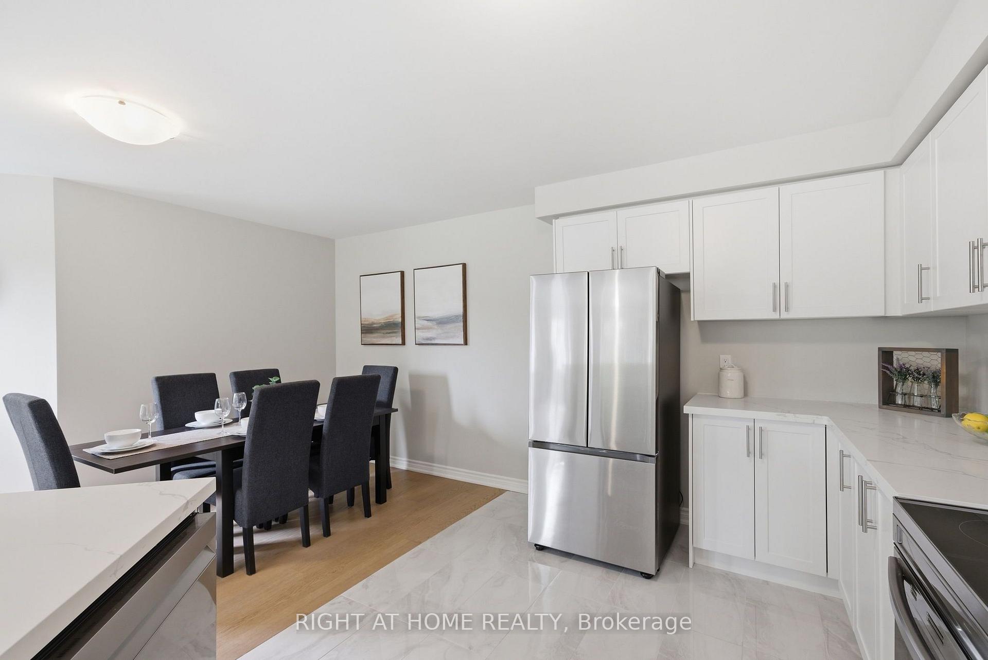 Photo 10 of 446 Stonegate Avenue, Oshawa, Samac — HOMEH
