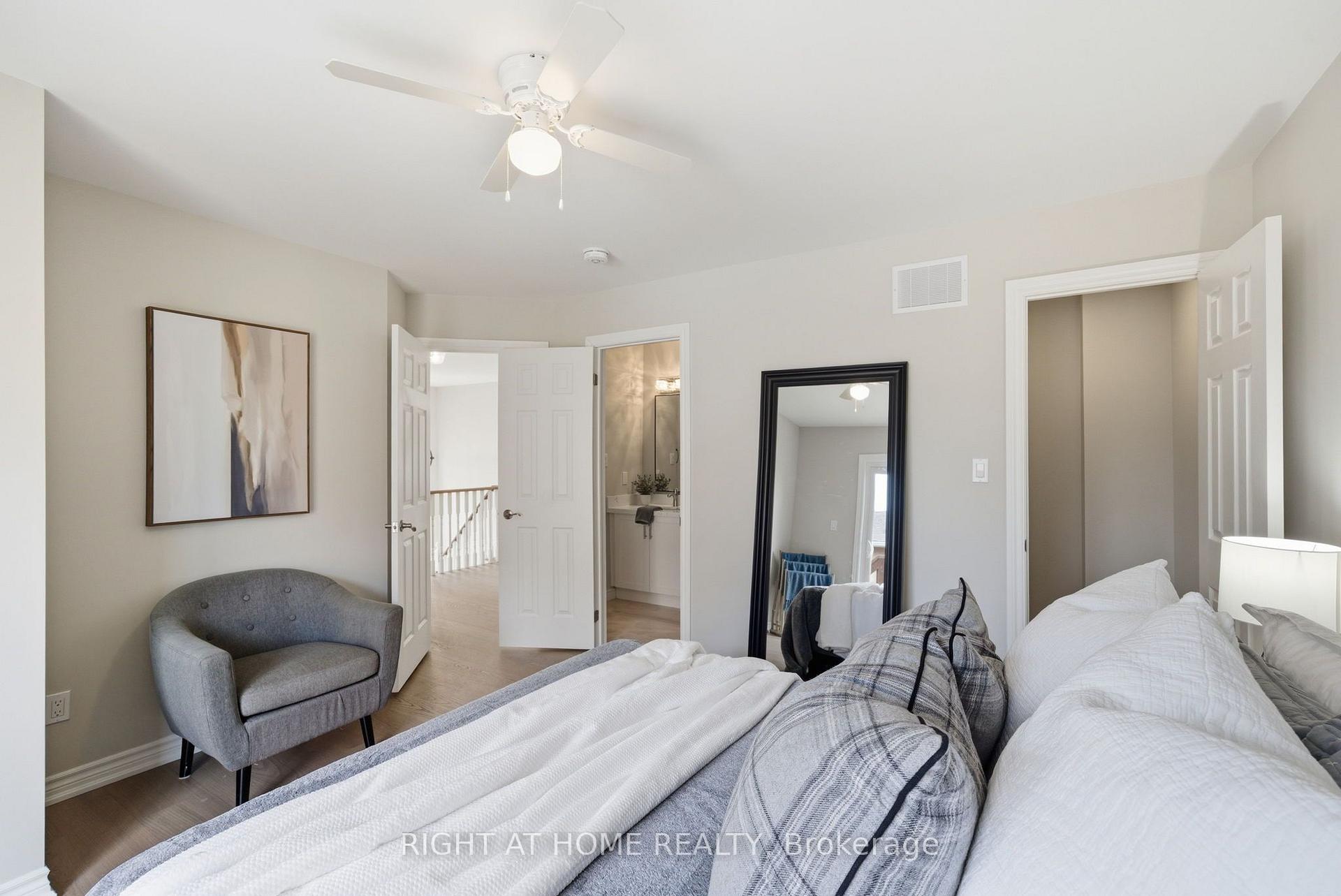 Photo 14 of 446 Stonegate Avenue, Oshawa, Samac — HOMEH