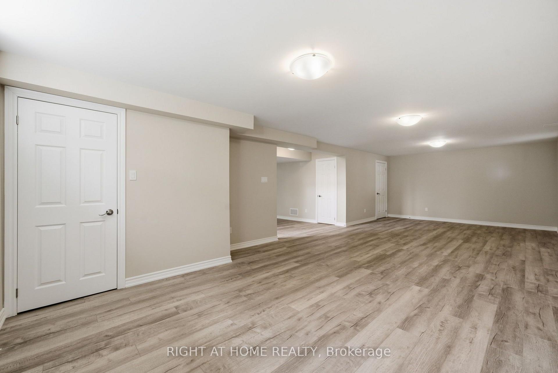 Photo 24 of 446 Stonegate Avenue, Oshawa, Samac — HOMEH