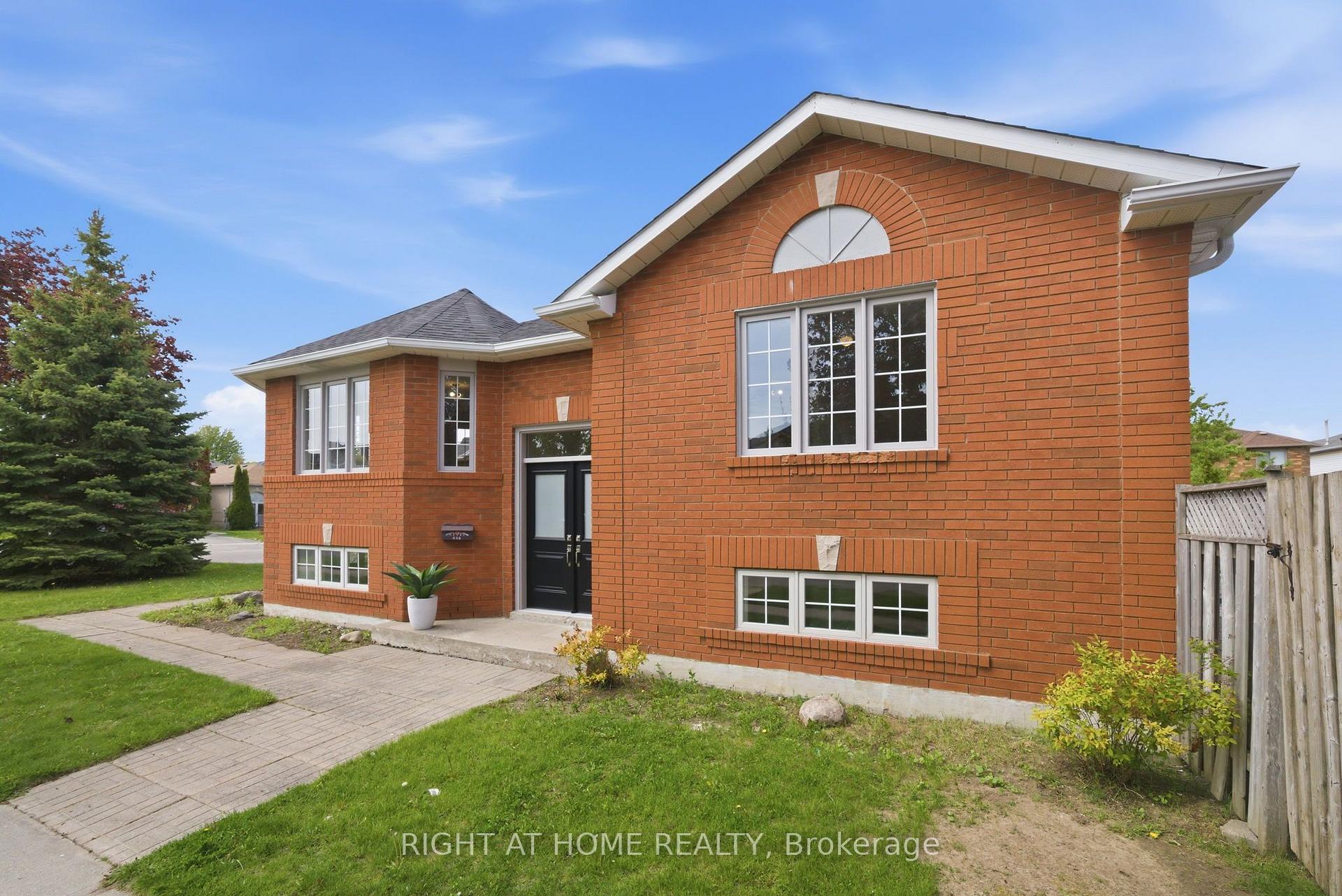 Photo 29 of 446 Stonegate Avenue, Oshawa, Samac — HOMEH
