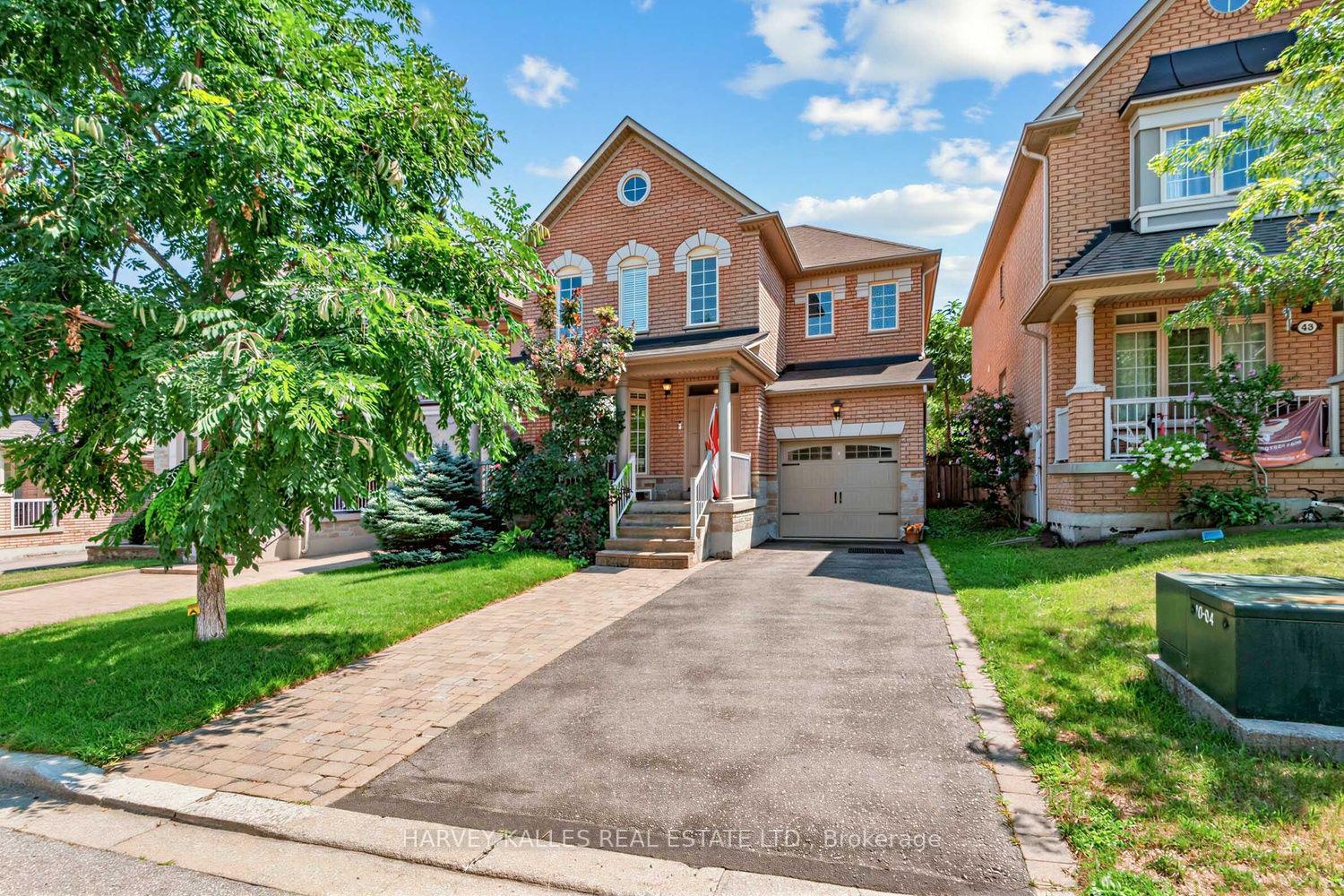 Photo 5 of 39 Chardonnay Drive, Vaughan, Patterson — HOMEH