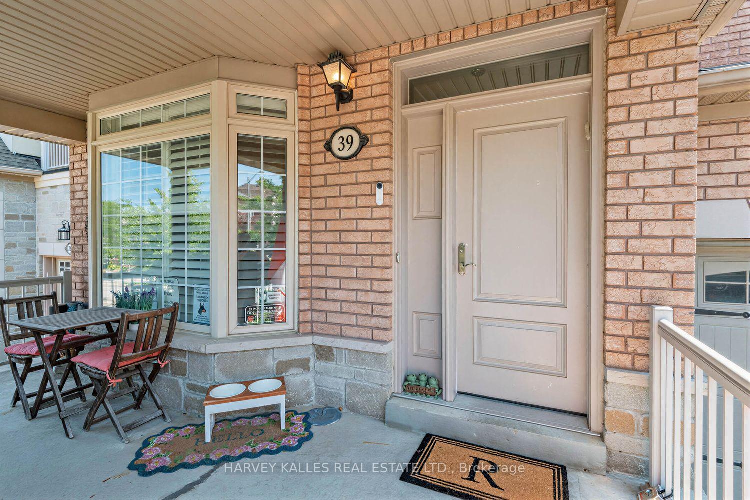 Photo 9 of 39 Chardonnay Drive, Vaughan, Patterson — HOMEH