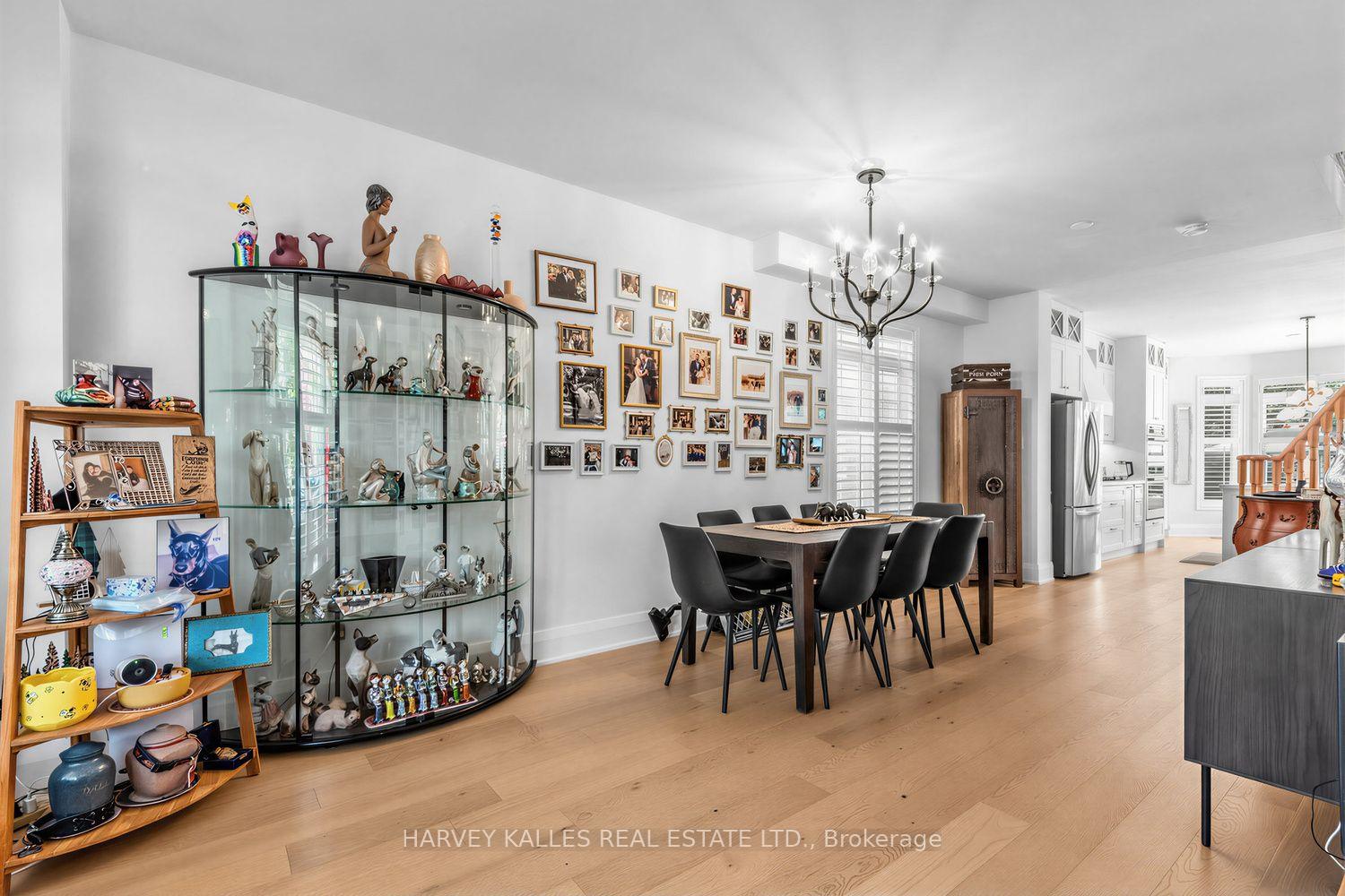 Photo 13 of 39 Chardonnay Drive, Vaughan, Patterson — HOMEH