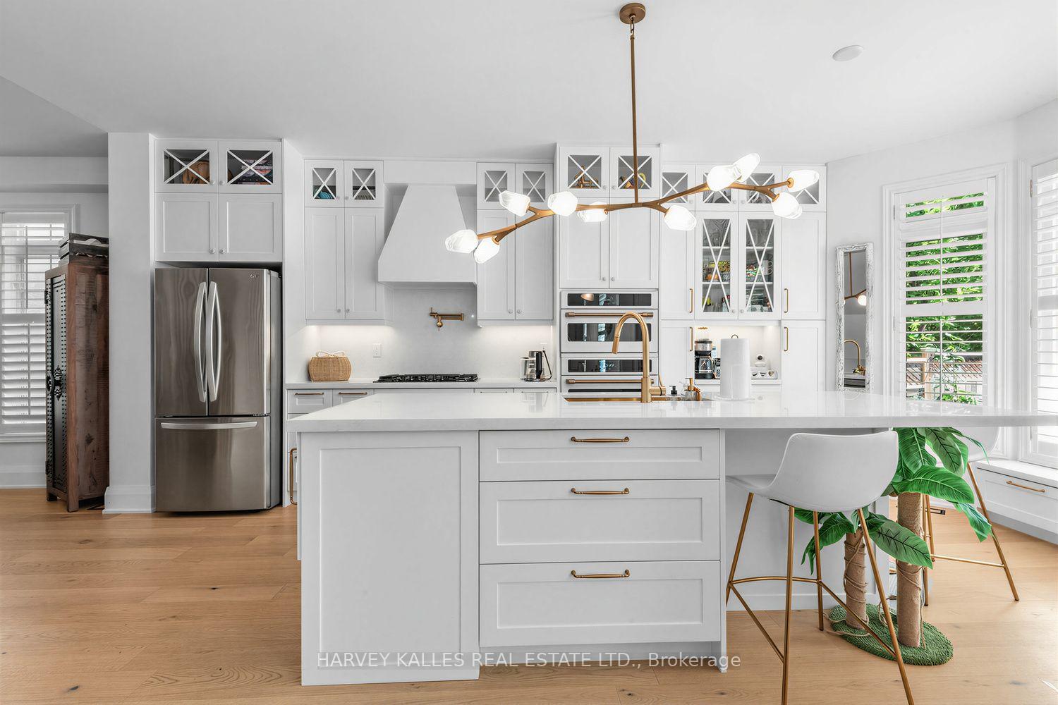 Photo 21 of 39 Chardonnay Drive, Vaughan, Patterson — HOMEH