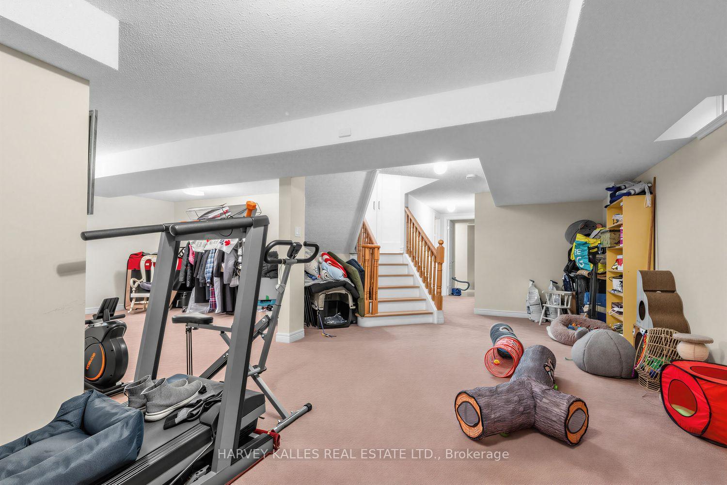 Photo 45 of 39 Chardonnay Drive, Vaughan, Patterson — HOMEH