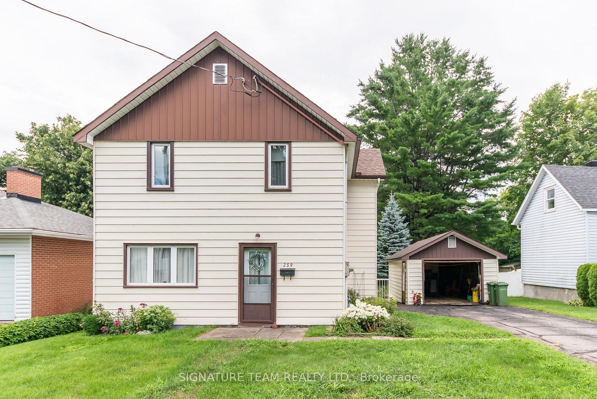 Photo 2 of 259 Peter Street, Pembroke, Pembroke — HOMEH