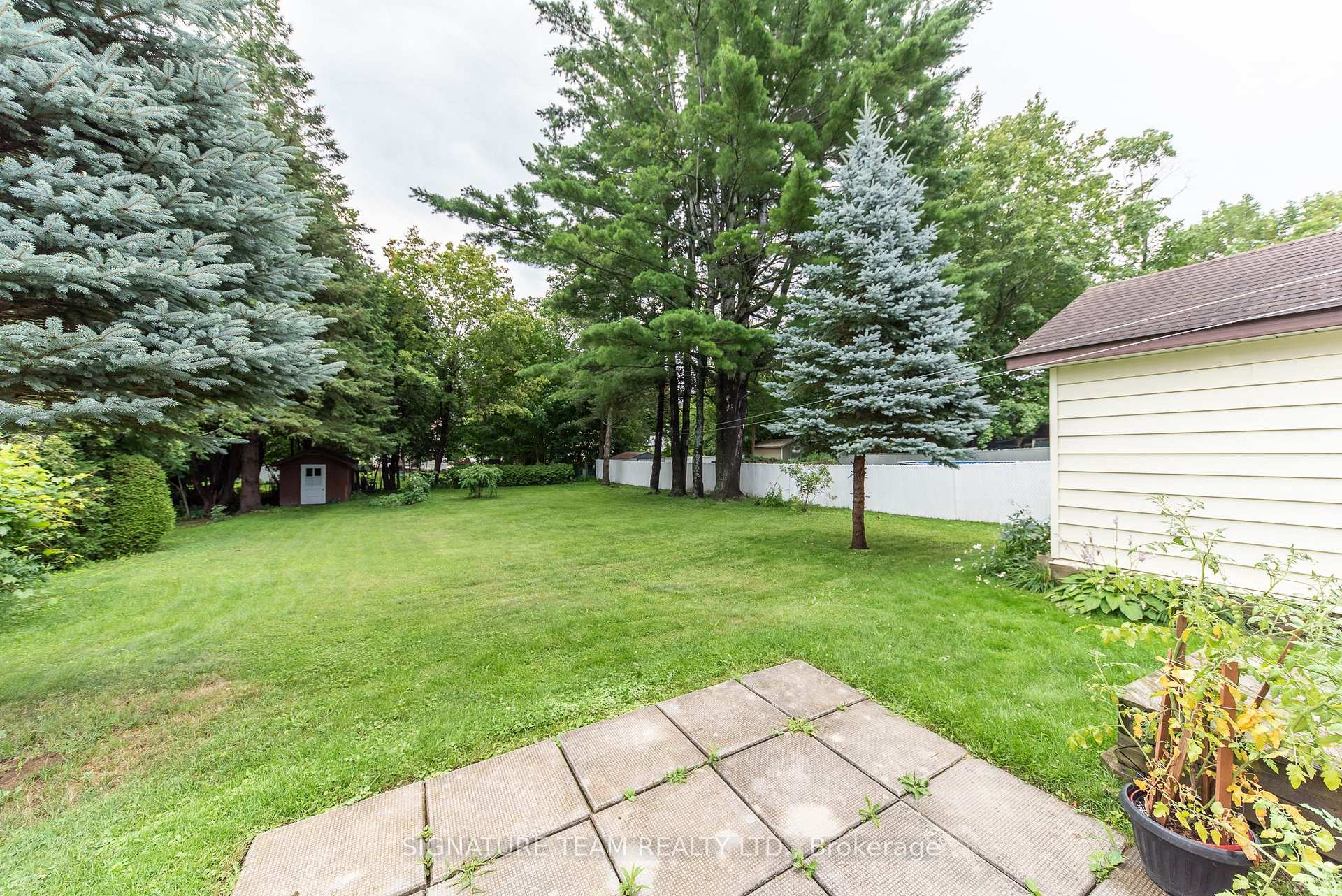 Photo 5 of 259 Peter Street, Pembroke, Pembroke — HOMEH