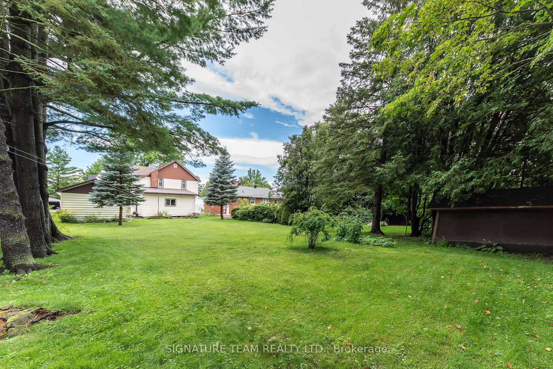 Photo 8 of 259 Peter Street, Pembroke, Pembroke — HOMEH