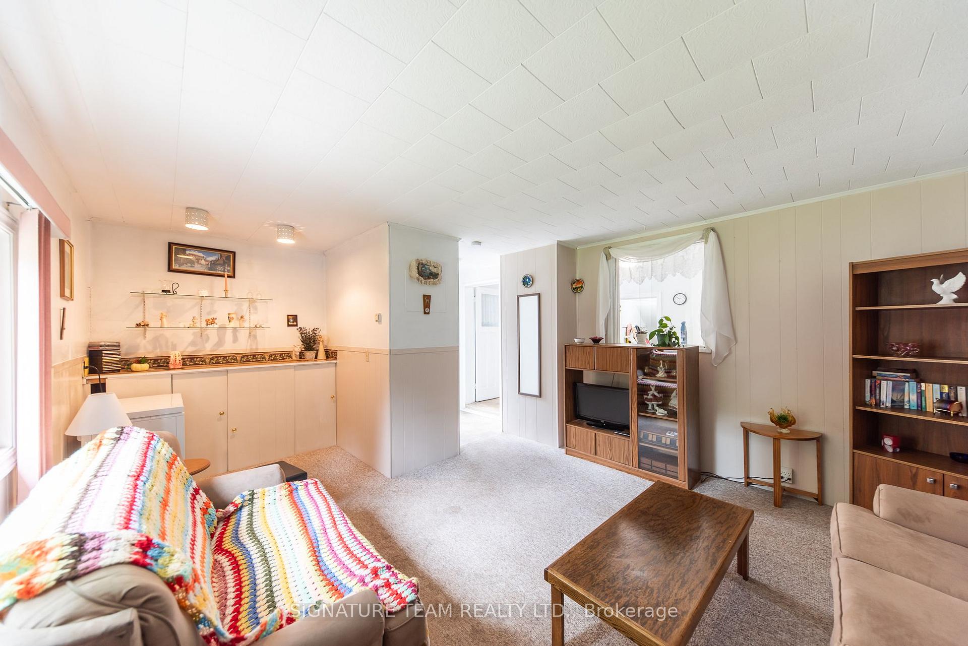 Photo 10 of 259 Peter Street, Pembroke, Pembroke — HOMEH