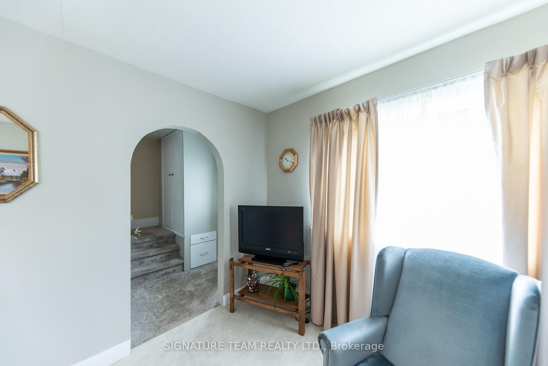 Photo 21 of 259 Peter Street, Pembroke, Pembroke — HOMEH