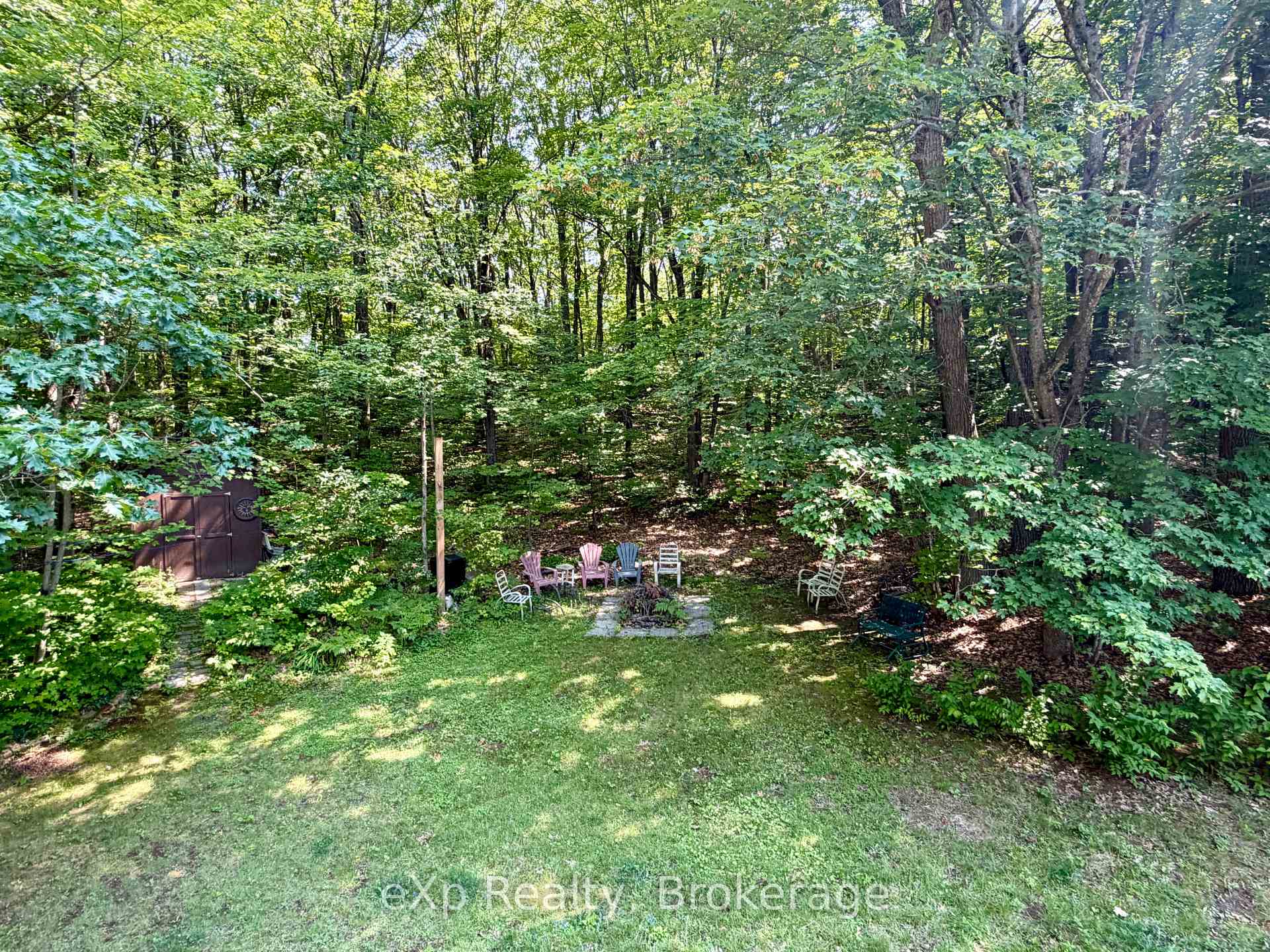 Photo 34 of 55 Wilshier Boulevard, Bracebridge, Macaulay — HOMEH