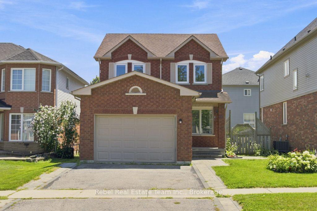 Photo 1 of 21 Bottrell Street, Clarington, Bowmanville — HOMEH