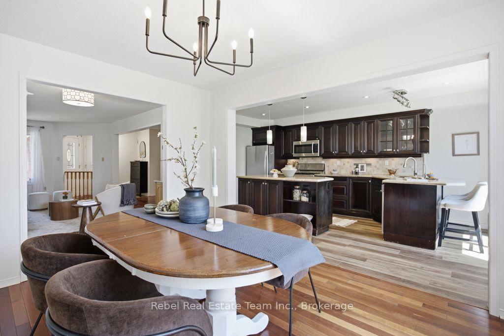 Photo 10 of 21 Bottrell Street, Clarington, Bowmanville — HOMEH