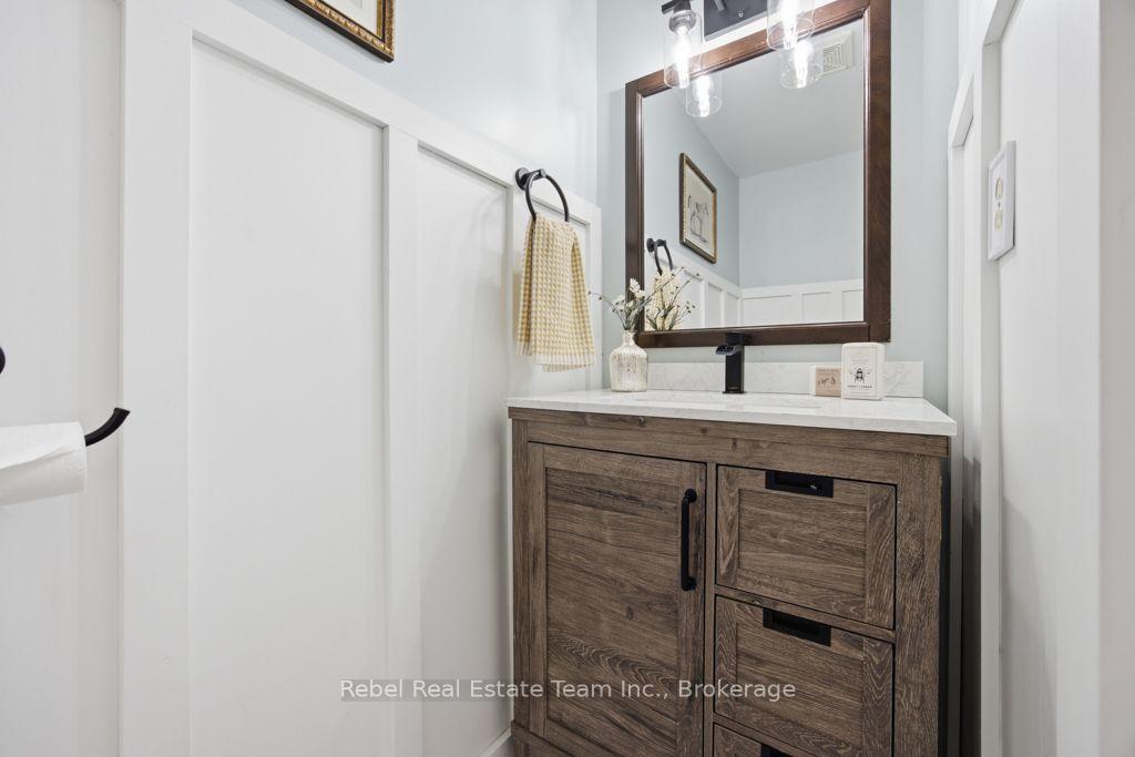 Photo 16 of 21 Bottrell Street, Clarington, Bowmanville — HOMEH