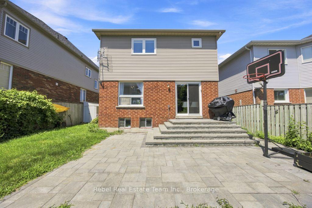 Photo 32 of 21 Bottrell Street, Clarington, Bowmanville — HOMEH