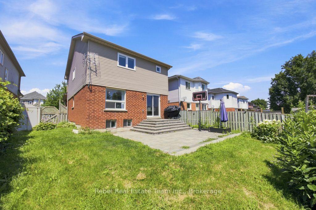 Photo 34 of 21 Bottrell Street, Clarington, Bowmanville — HOMEH