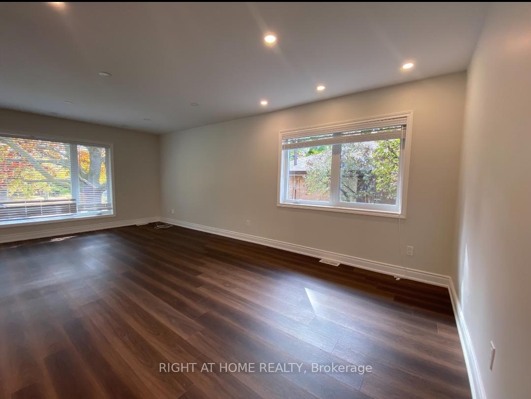 Photo 11 of Unit MAIN FL, 4 Trophy Drive, North York, Victoria Village — HOMEH
