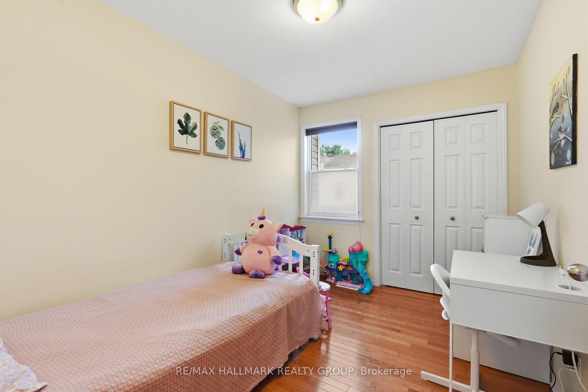 Photo 18 of 114 Monterey Drive, Ottawa, Leslie Park — HOMEH