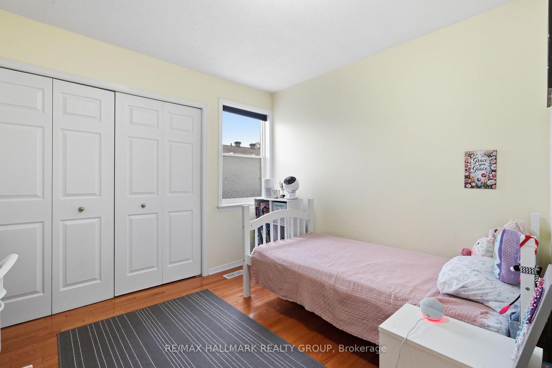 Photo 19 of 114 Monterey Drive, Ottawa, Leslie Park — HOMEH