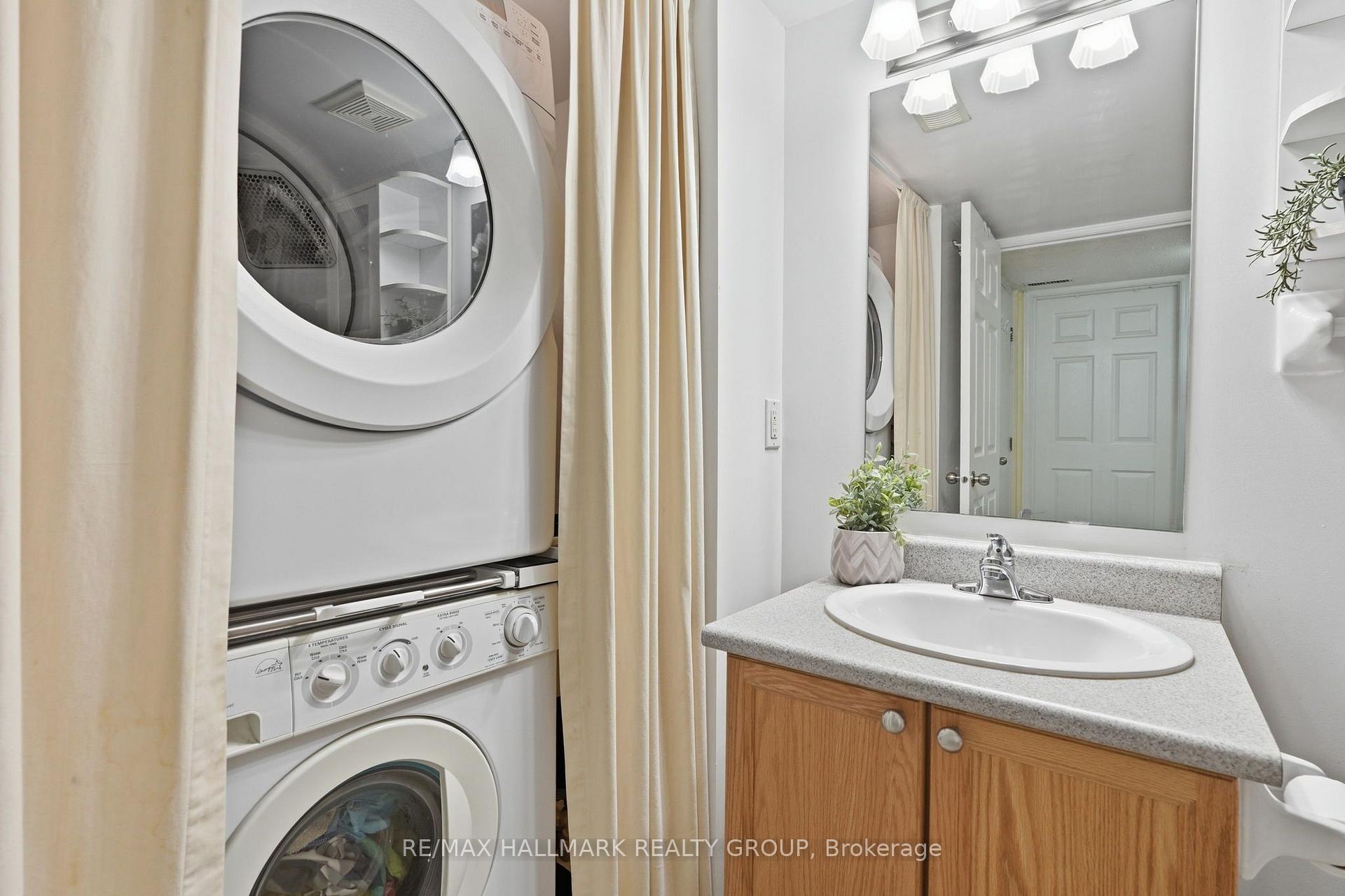 Photo 24 of 114 Monterey Drive, Ottawa, Leslie Park — HOMEH