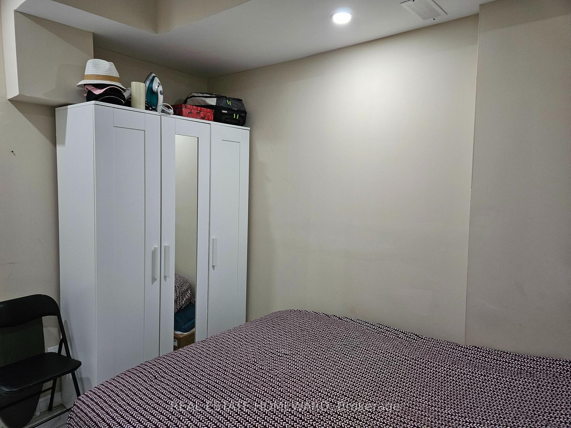 Photo 11 of Unit Lower, 141 Coxwell Avenue, Toronto, The Beaches — HOMEH