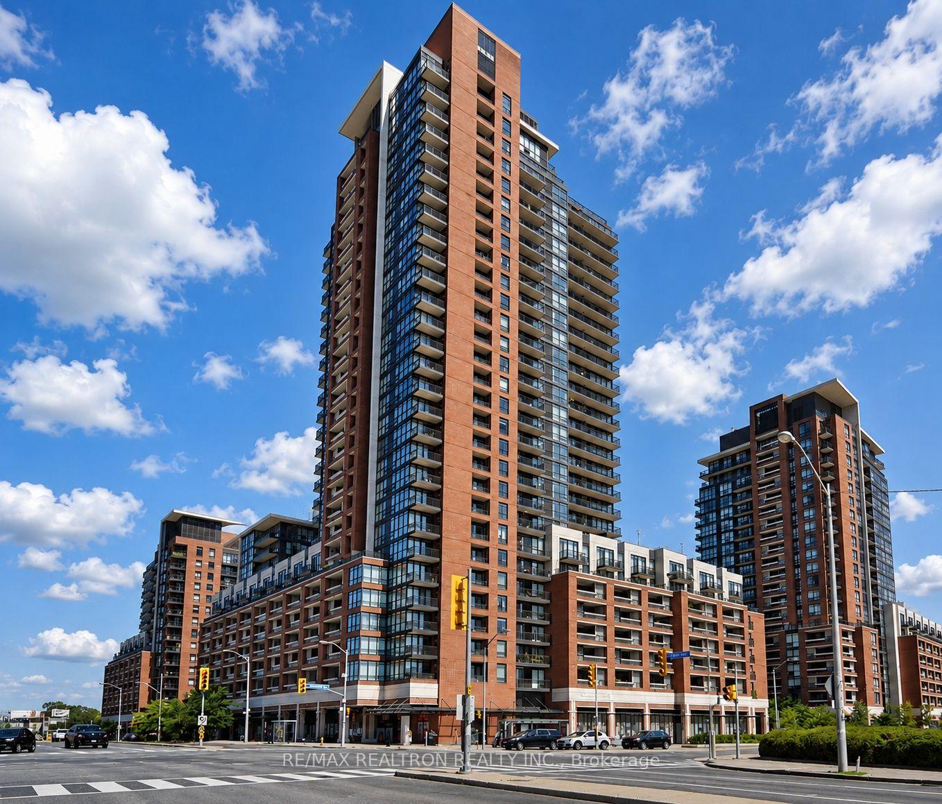 Front of Unit 2910, 830 Lawrence Avenue W