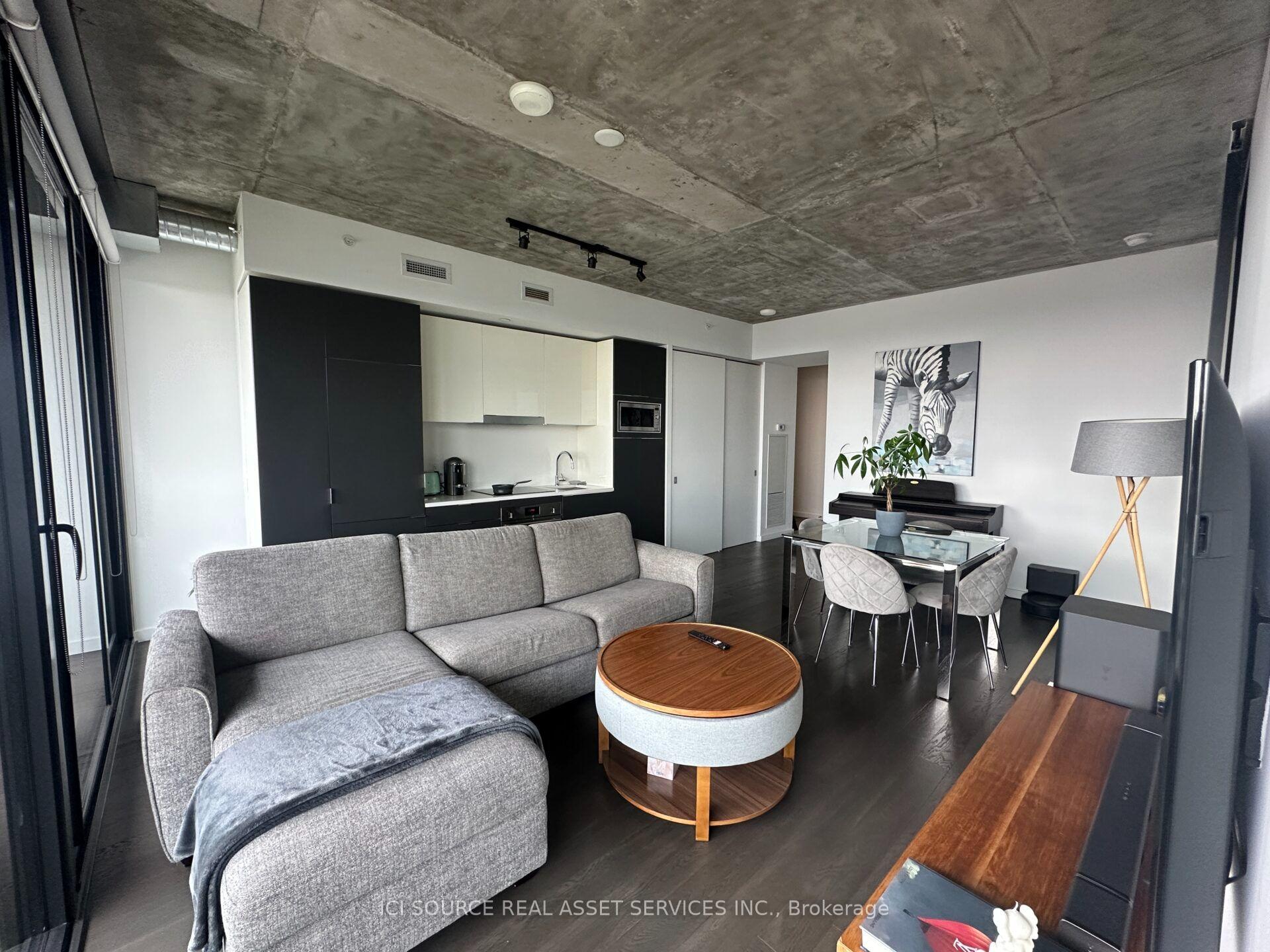 Photo 6 of Unit 2407, 170 Bayview Avenue, Toronto, Moss Park — HOMEH