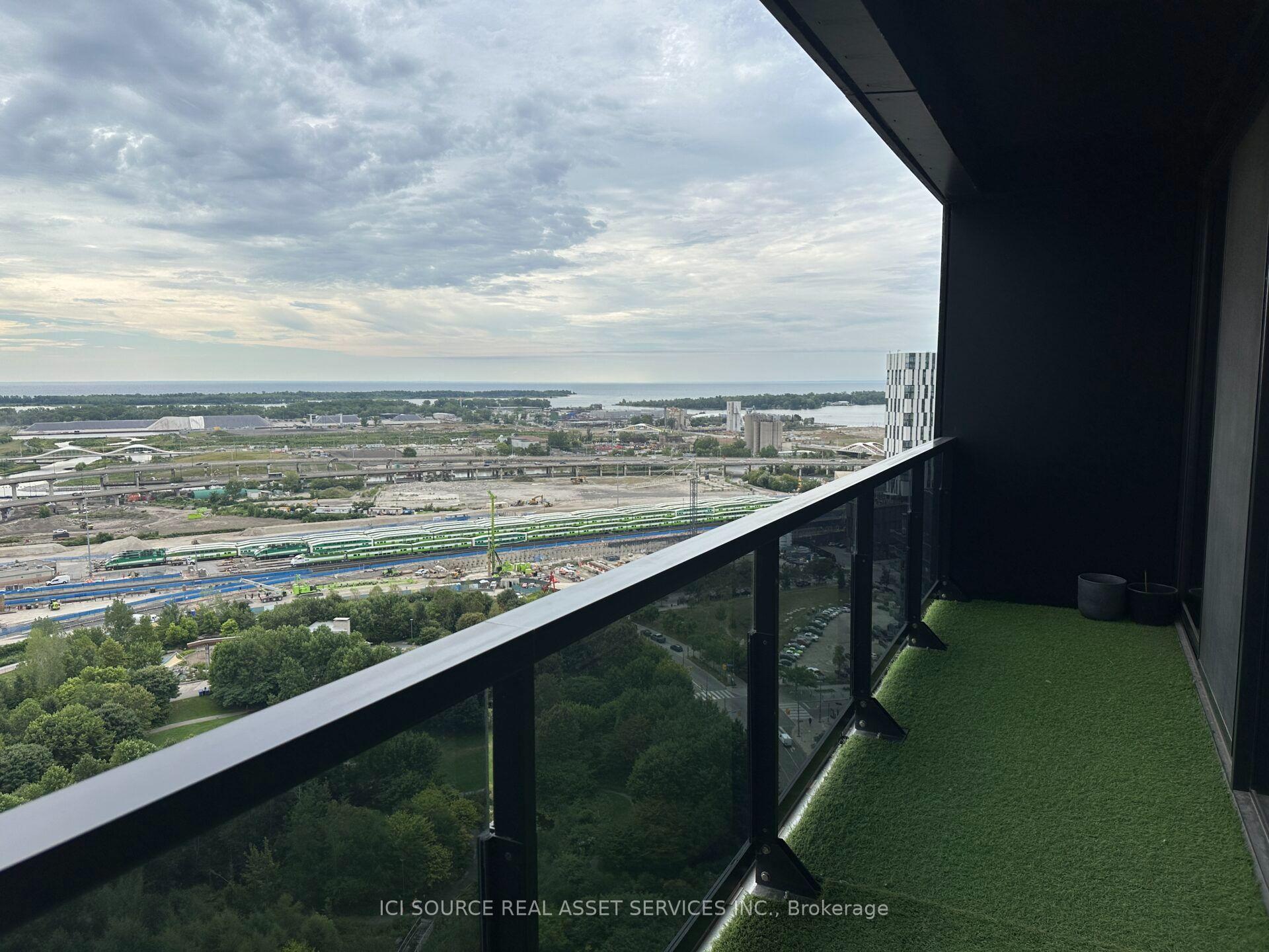 Photo 14 of Unit 2407, 170 Bayview Avenue, Toronto, Moss Park — HOMEH