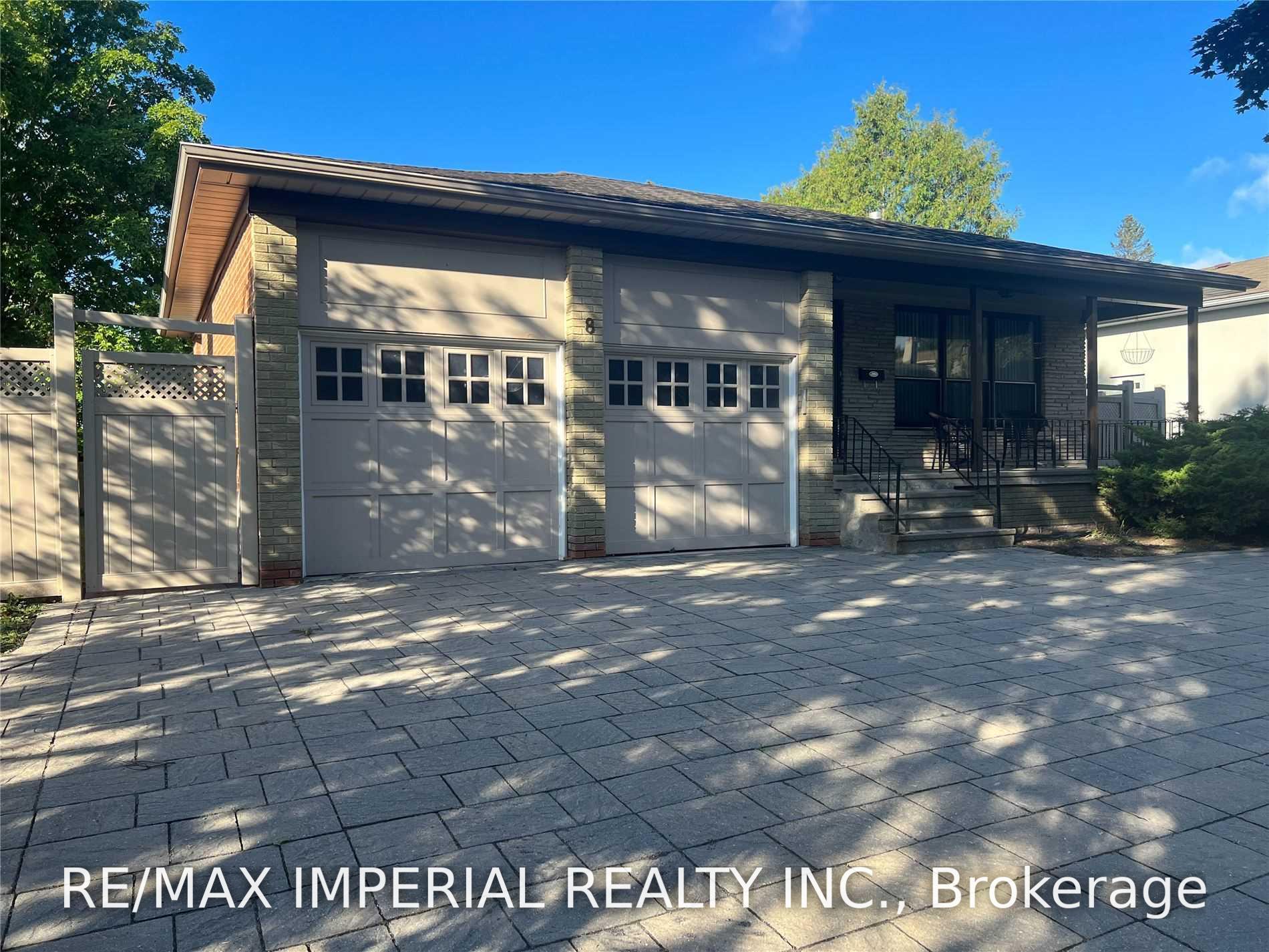 Photo 1 of 8 Multiflora Place, Markham, Bayview Fairway-Bayview Country Club Estates — HOMEH