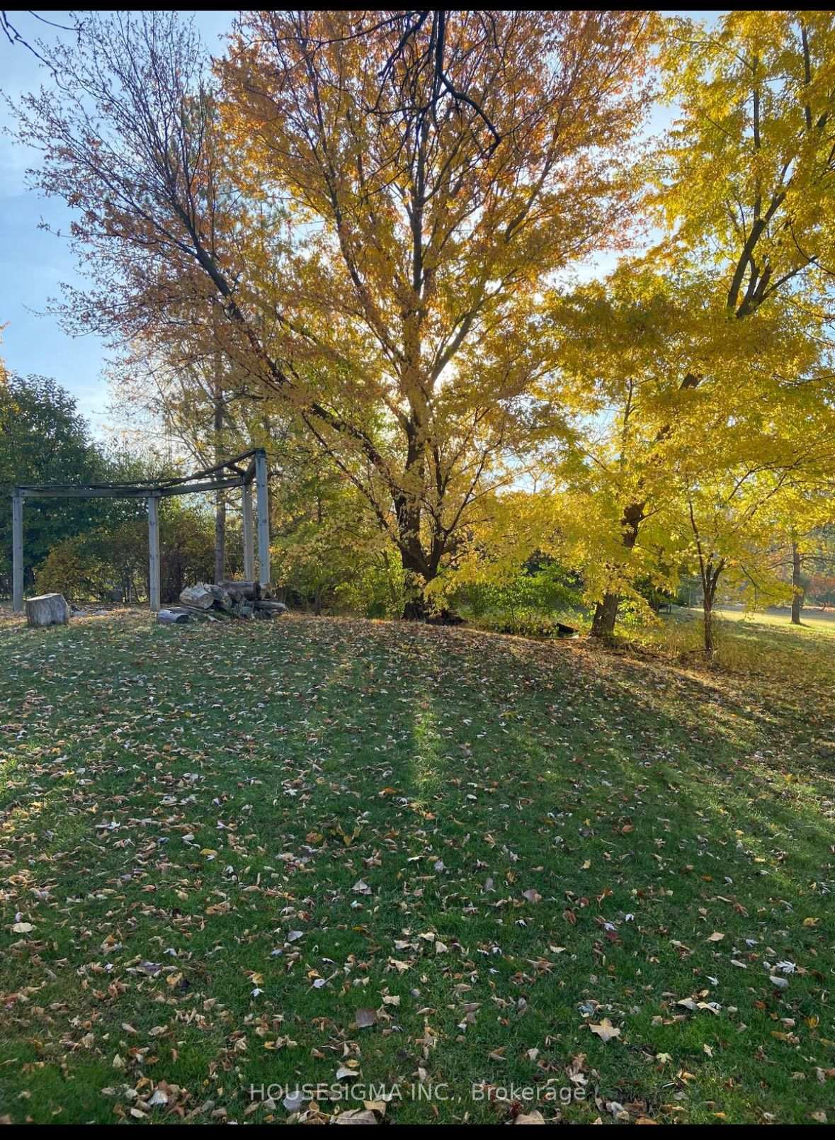 Photo 7 of 21063 Riverview Drive, Thames Centre, Rural Thames Centre — HOMEH
