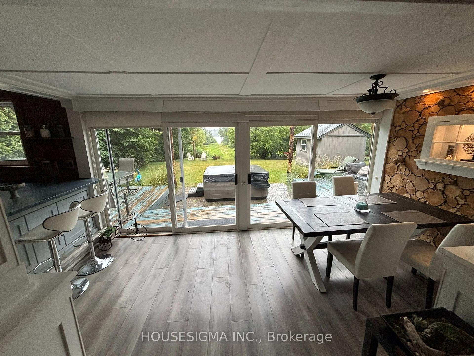 Photo 14 of 21063 Riverview Drive, Thames Centre, Rural Thames Centre — HOMEH