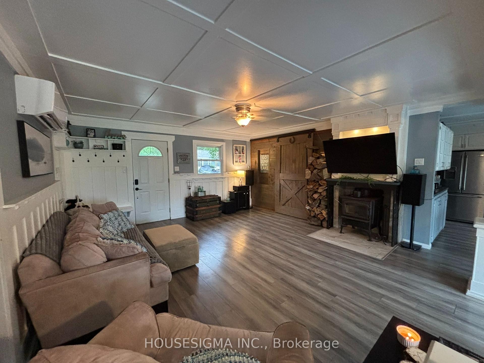 Photo 22 of 21063 Riverview Drive, Thames Centre, Rural Thames Centre — HOMEH
