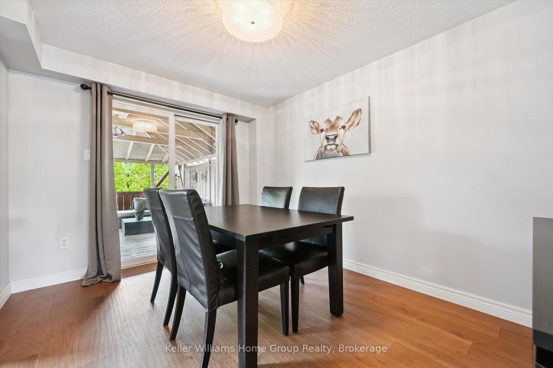 Photo 9 of 217 Deerpath Drive, Guelph, Willow West/Sugarbush/West Acres — HOMEH