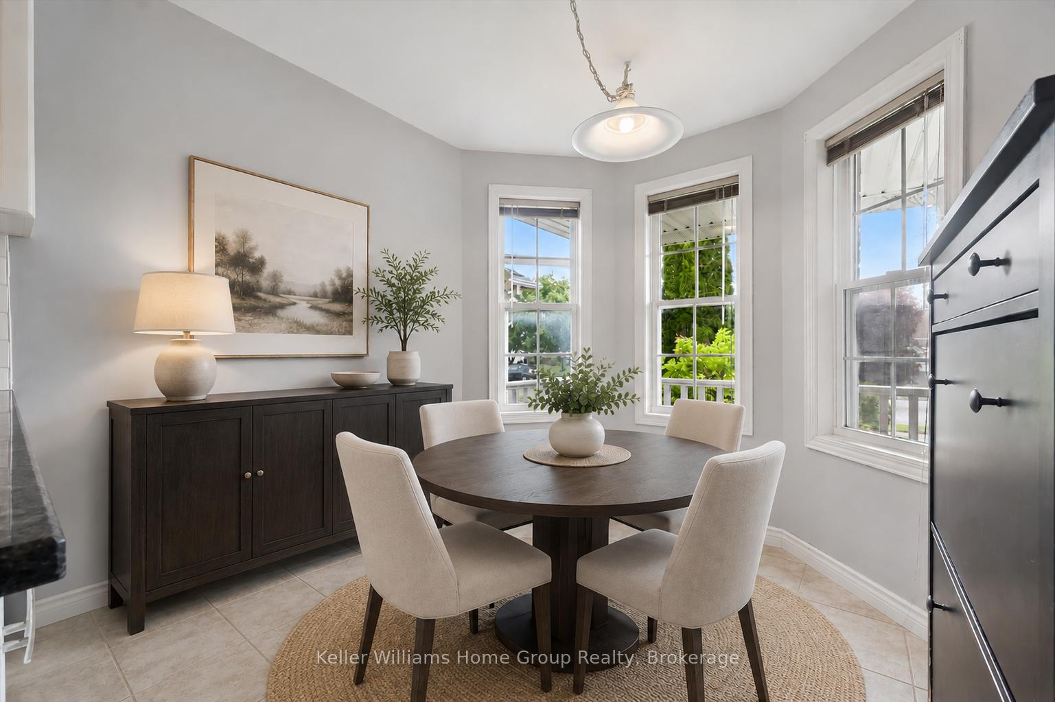 Photo 12 of 217 Deerpath Drive, Guelph, Willow West/Sugarbush/West Acres — HOMEH