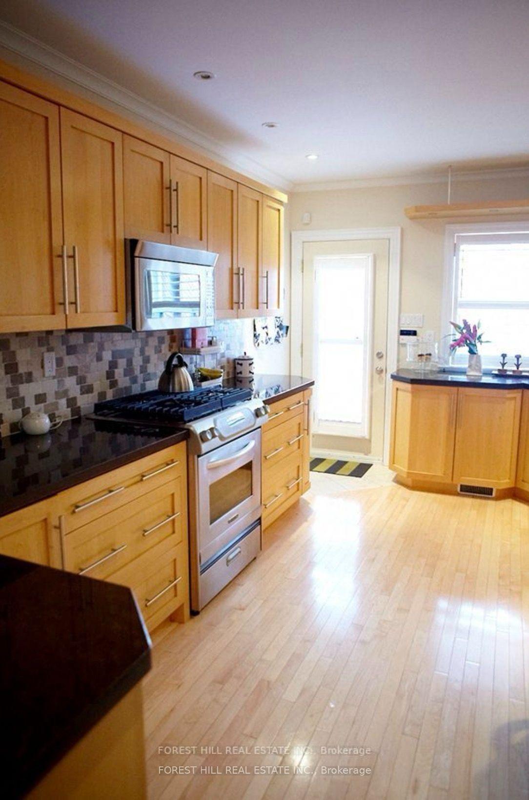Photo 4 of 123 Helendale Avenue, Toronto, Yonge-Eglinton — HOMEH