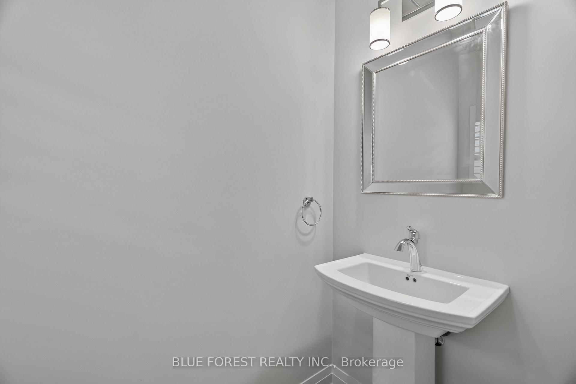 Photo 6 of Unit 126, 3025 Singleton Avenue, London, South W — HOMEH