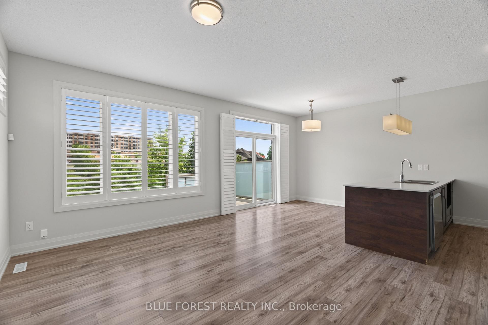 Photo 7 of Unit 126, 3025 Singleton Avenue, London, South W — HOMEH