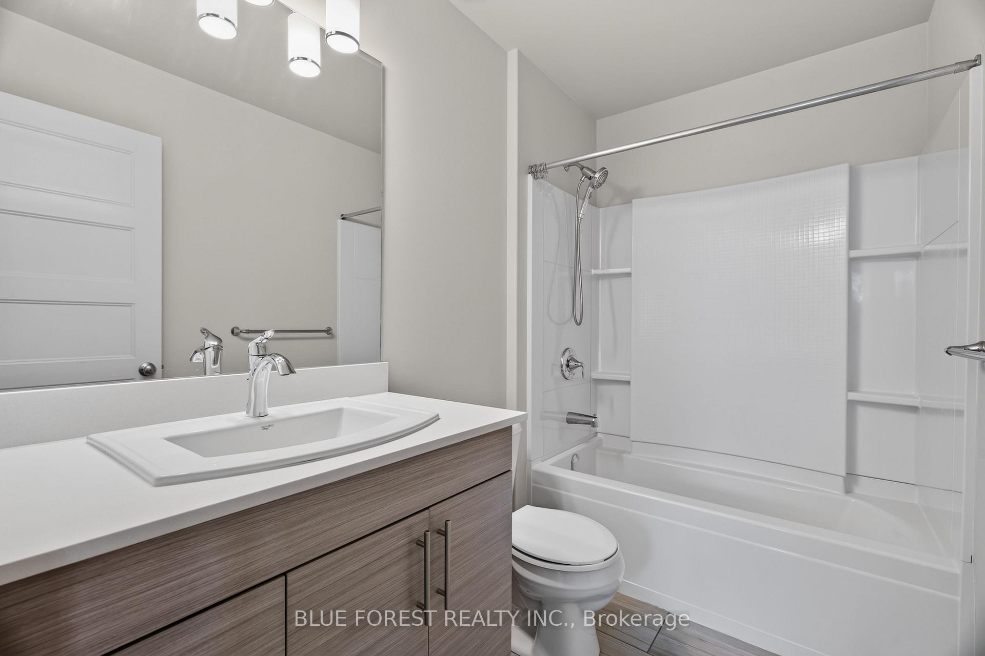 Photo 12 of Unit 126, 3025 Singleton Avenue, London, South W — HOMEH