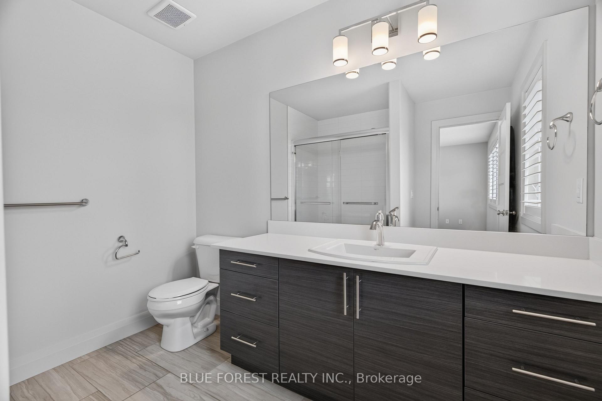 Photo 15 of Unit 126, 3025 Singleton Avenue, London, South W — HOMEH