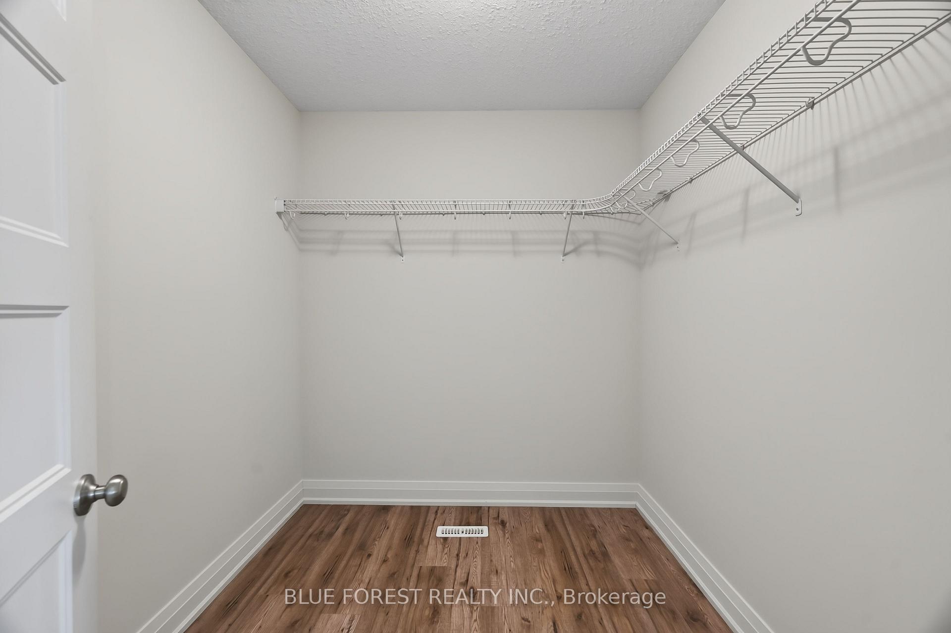 Photo 17 of Unit 126, 3025 Singleton Avenue, London, South W — HOMEH