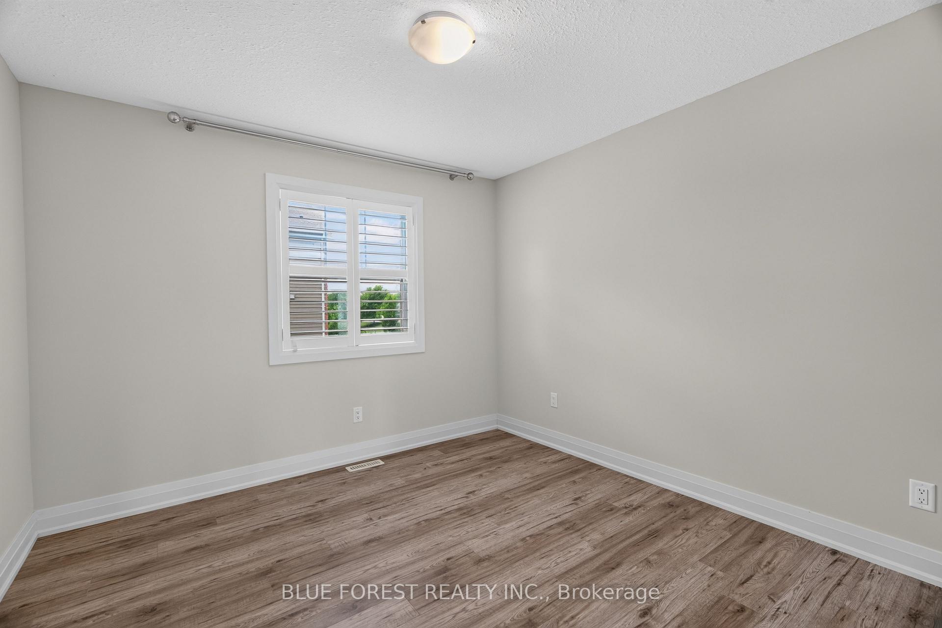 Photo 21 of Unit 126, 3025 Singleton Avenue, London, South W — HOMEH