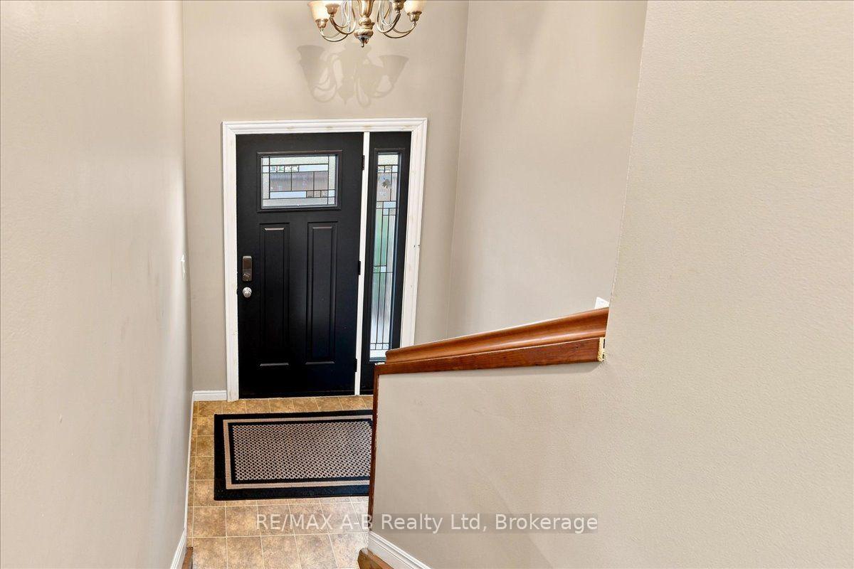 Photo 11 of 15 Railway Street, Stratford — HOMEH